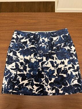 Navy Floral Women’s Skort